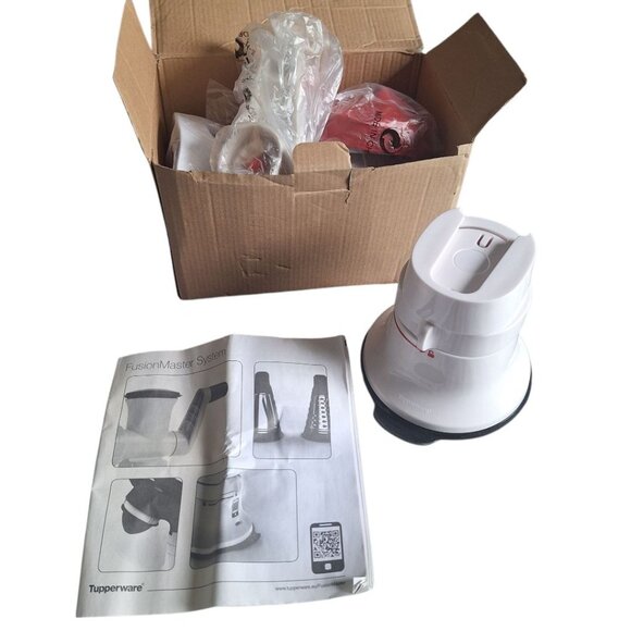 Tupperware Fusion Master Spiralizer Base Accessories Instructions Red Zoodles - Picture 1 of 4